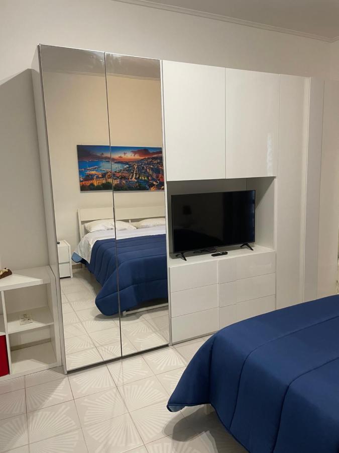 Valentina House Apartment เนเปิลส์ ภายนอก รูปภาพ